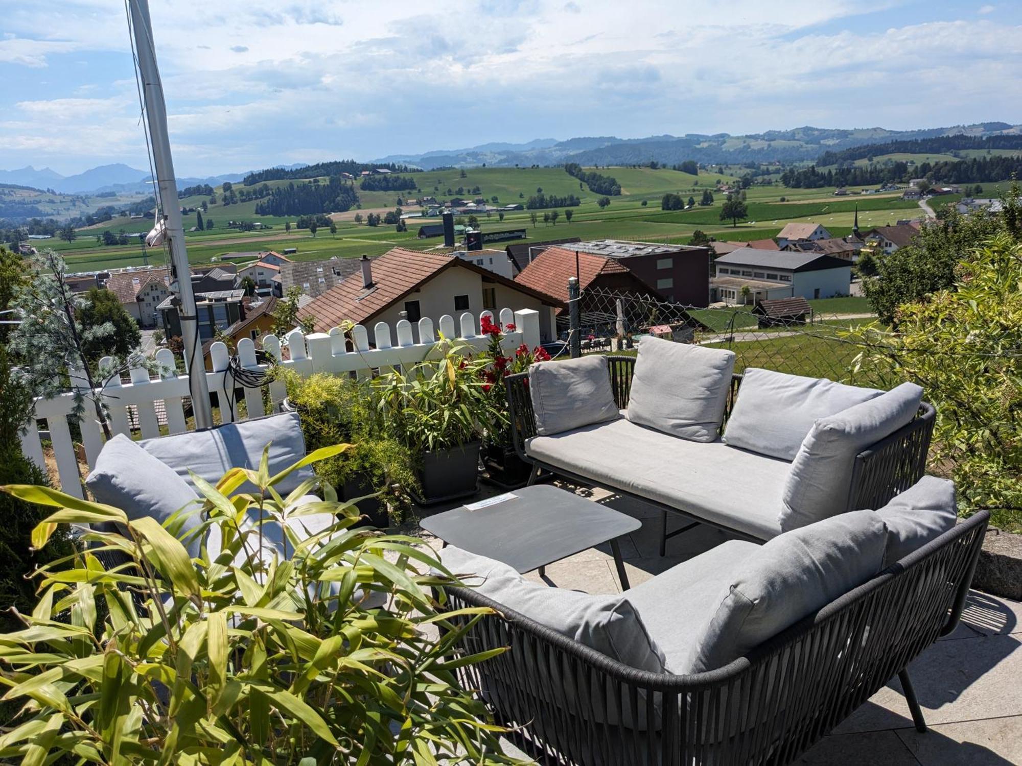 Apart Hotel Near Lucerne Ruswil 外观 照片